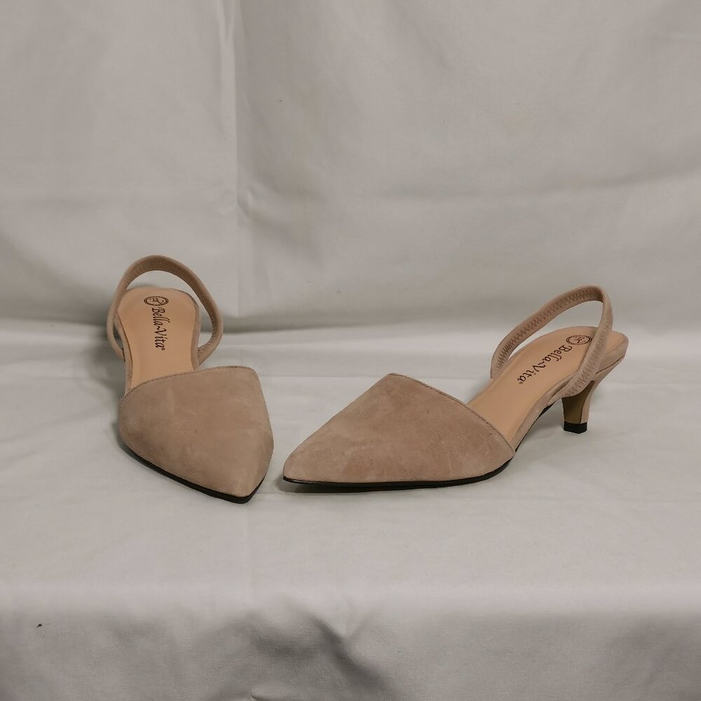 Nude Bella Vita Suede Slingbacks Size 6WW NWOT #36
